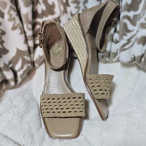 NWOT Vince Camuto Bretendi Espadrilles 8-1/2W